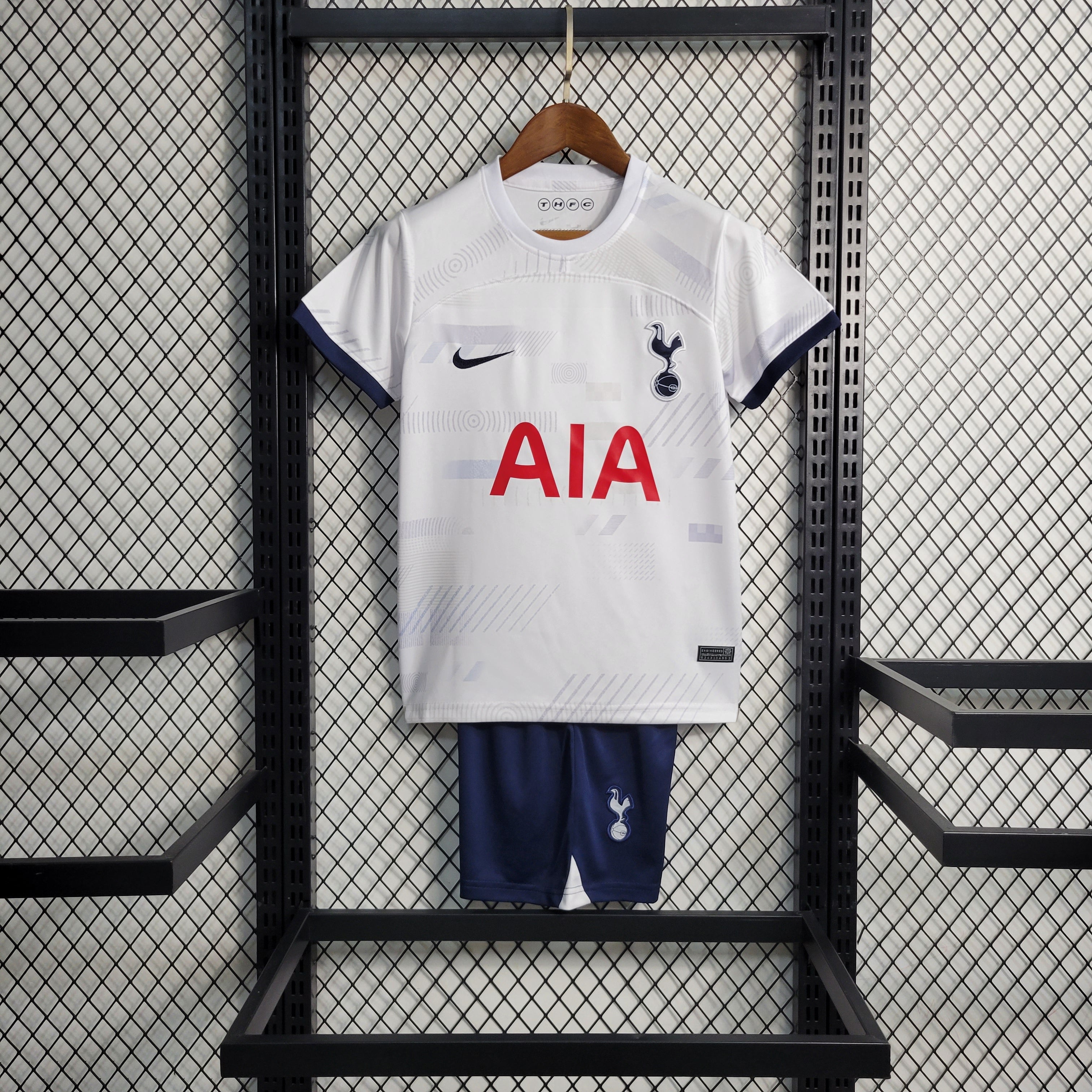 Tottenham Hotspur Harry Kane 10 Kids Home Soccer Jersey 2023/24