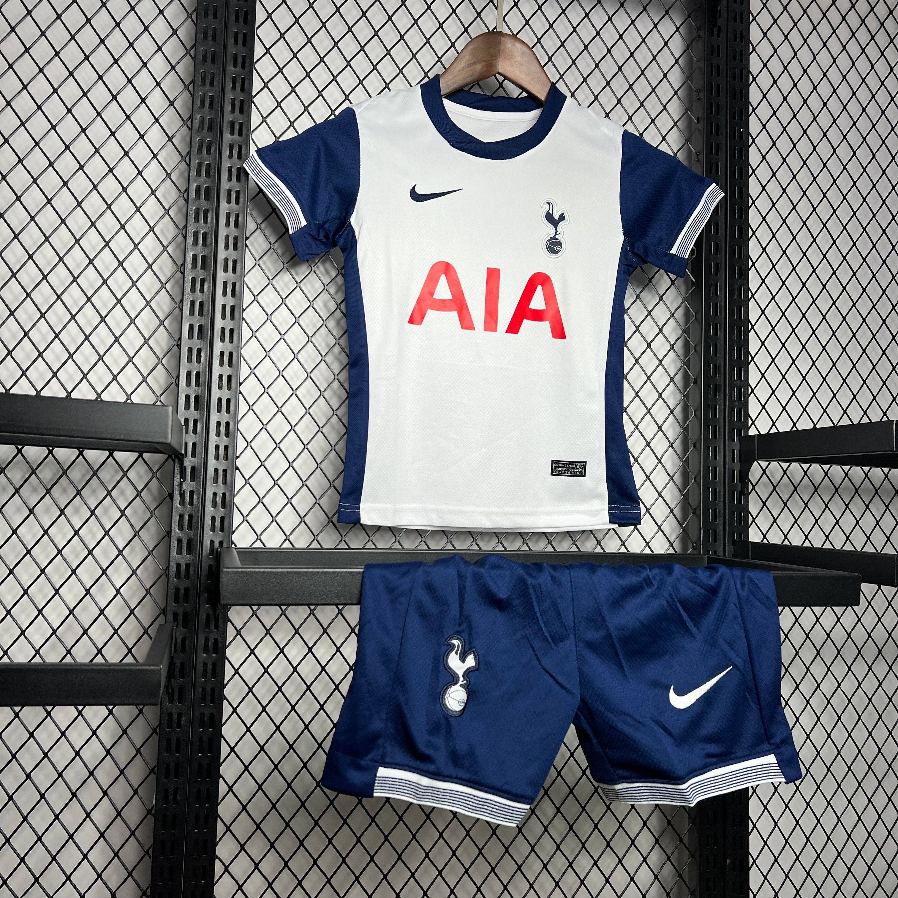 Tottenham Hotspur Harry Kane 10 Kids Home Soccer Jersey 2024/25