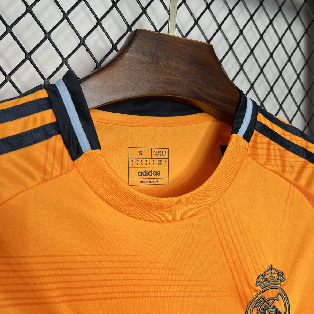 Real Madrid Federico Valverde 8 Away Soccer Jersey 2024/25