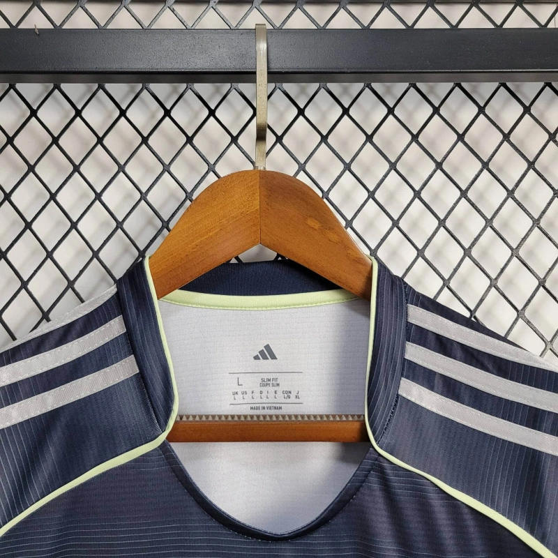Real Madrid Kylian Mbappé 10 Away Soccer Jersey 2025-2026