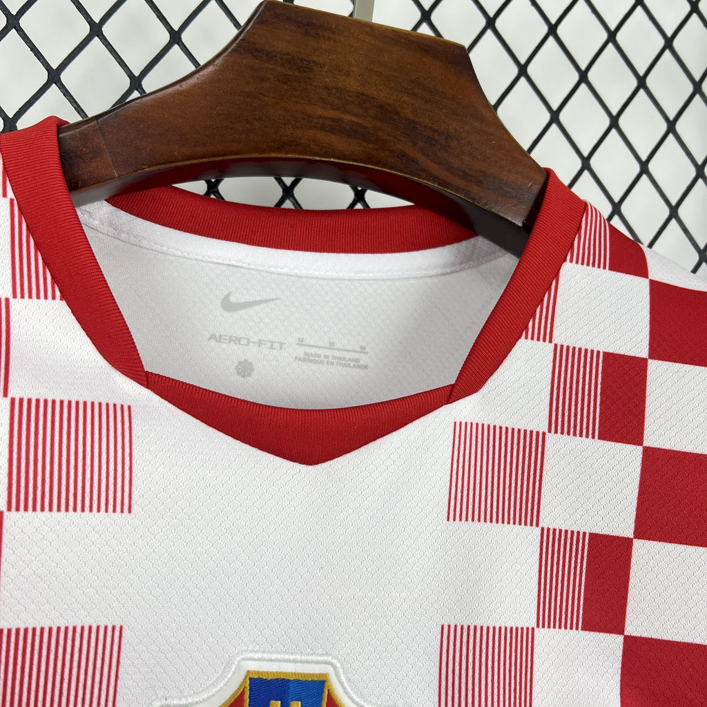 Croatia Lovro Majer 7 Home Soccer Jersey World Cup 2026