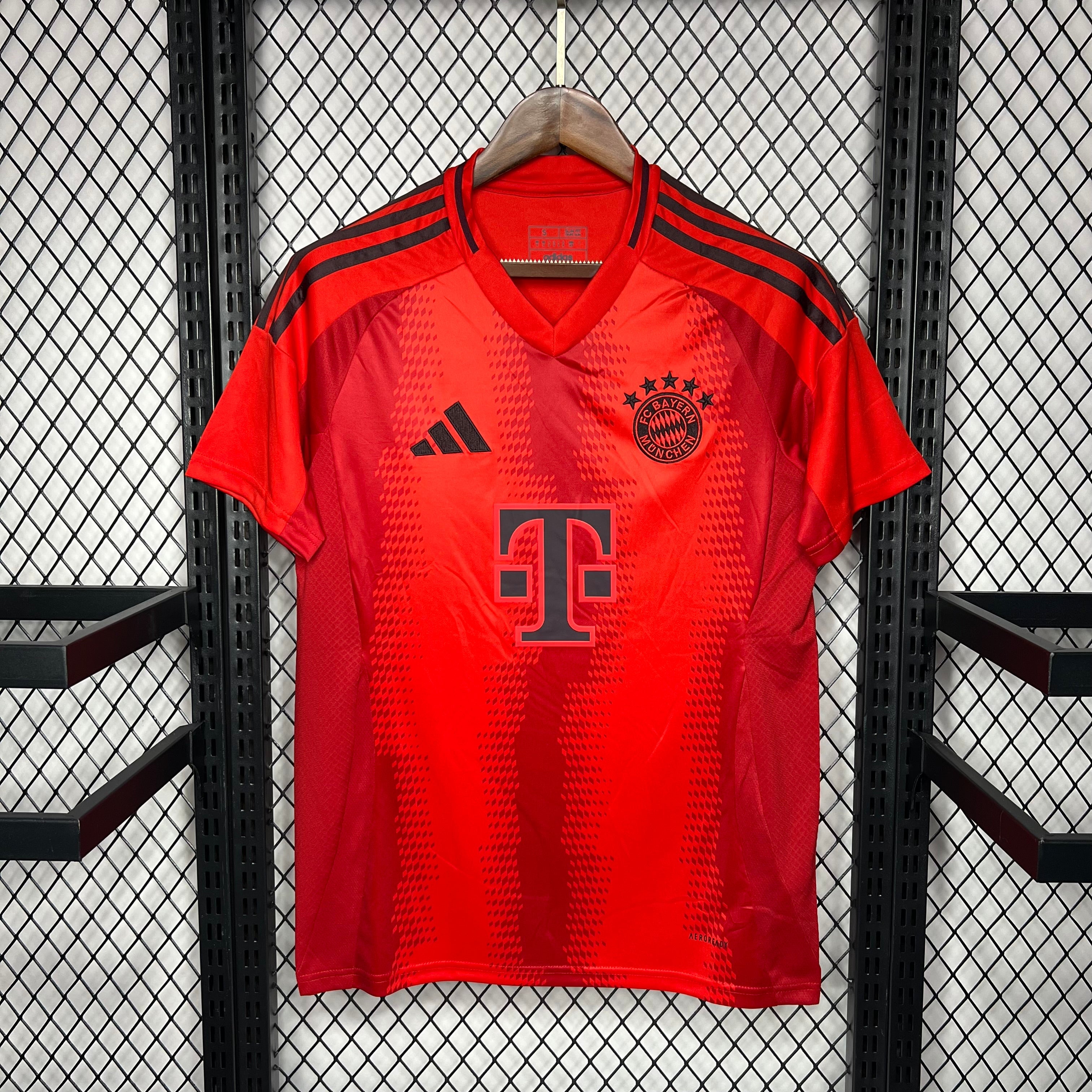 Bayern Munich Michael Olise 14 Home Soccer Jersey 2024/25