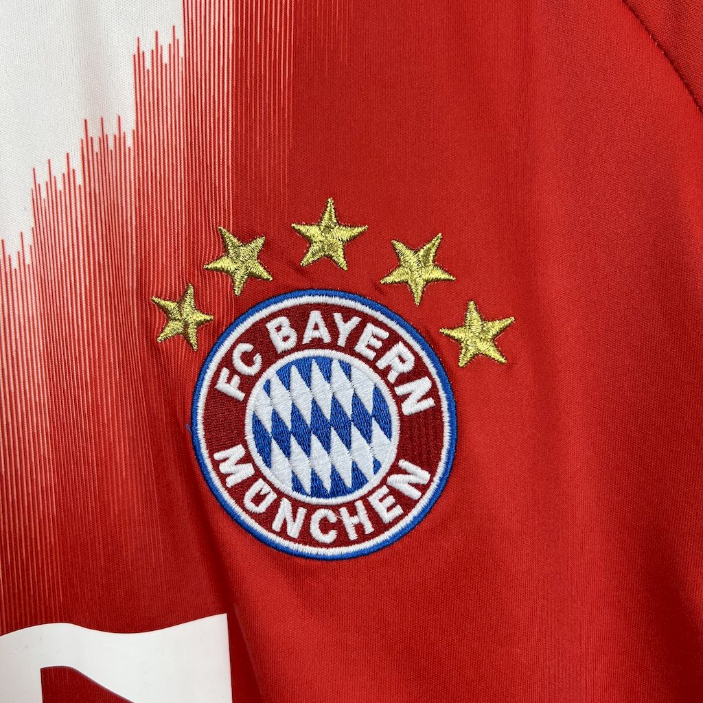 Bayern Munich Harry Kane 9 Home Soccer Jersey 2025-2026