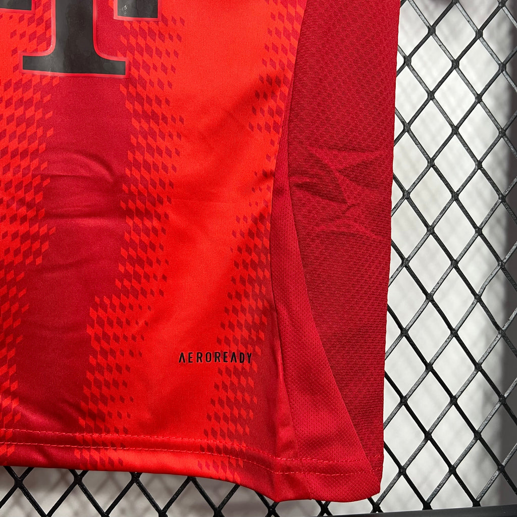 Kids & Junior Bayern Munich Michael Olise 17 Home Soccer Jersey 2024/25