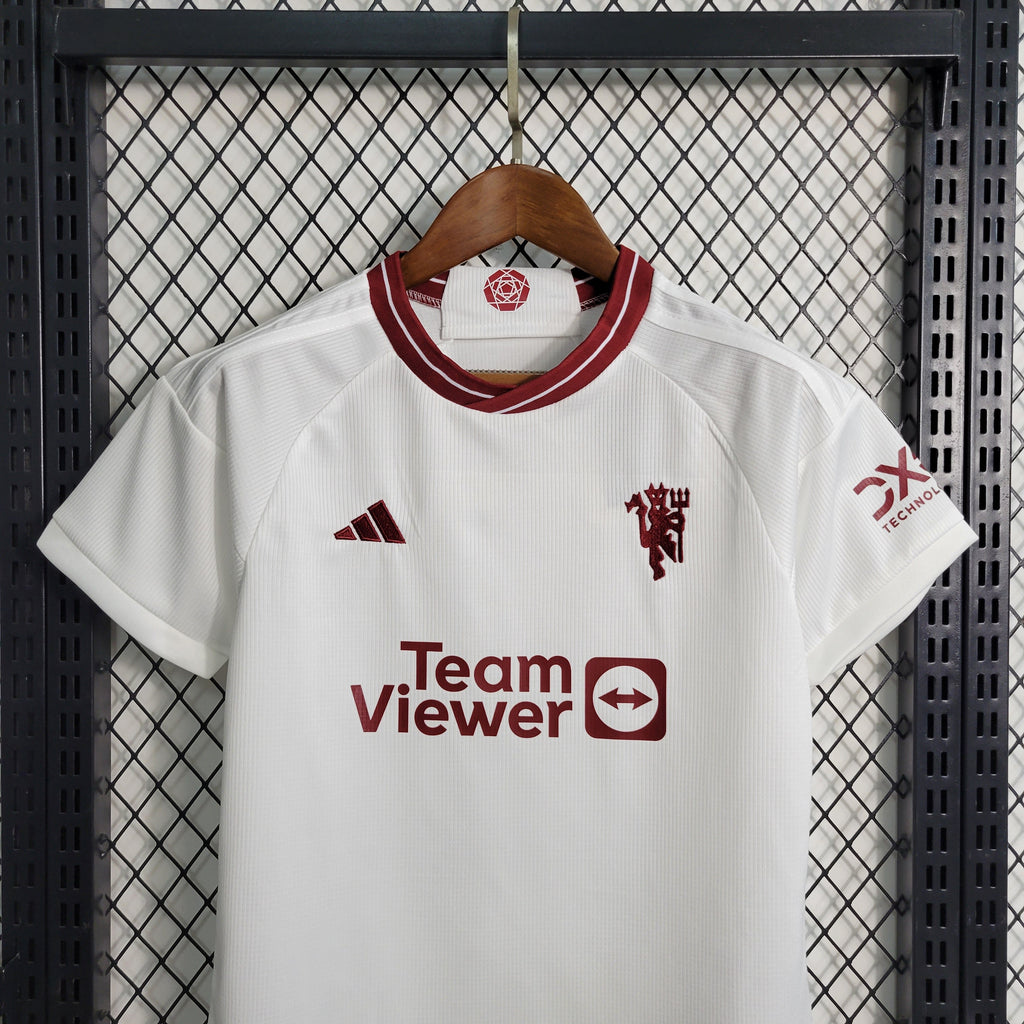 Manchester United Bruno Fernandes 8 Third Kids Soccer Jersey 2023/24