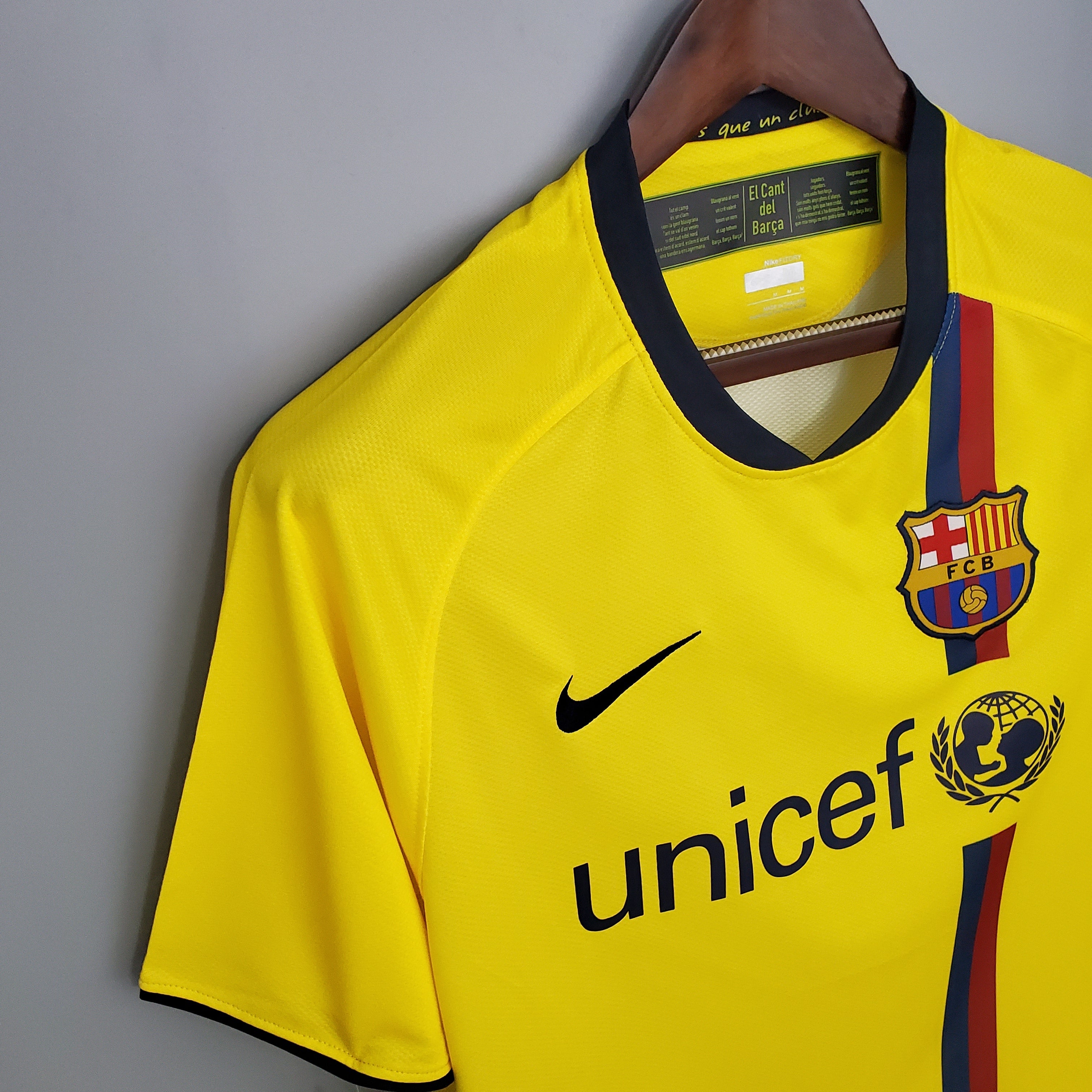 FC Barcelona Lionel Messi 10 Retro Away Soccer Jersey 2008-2009
