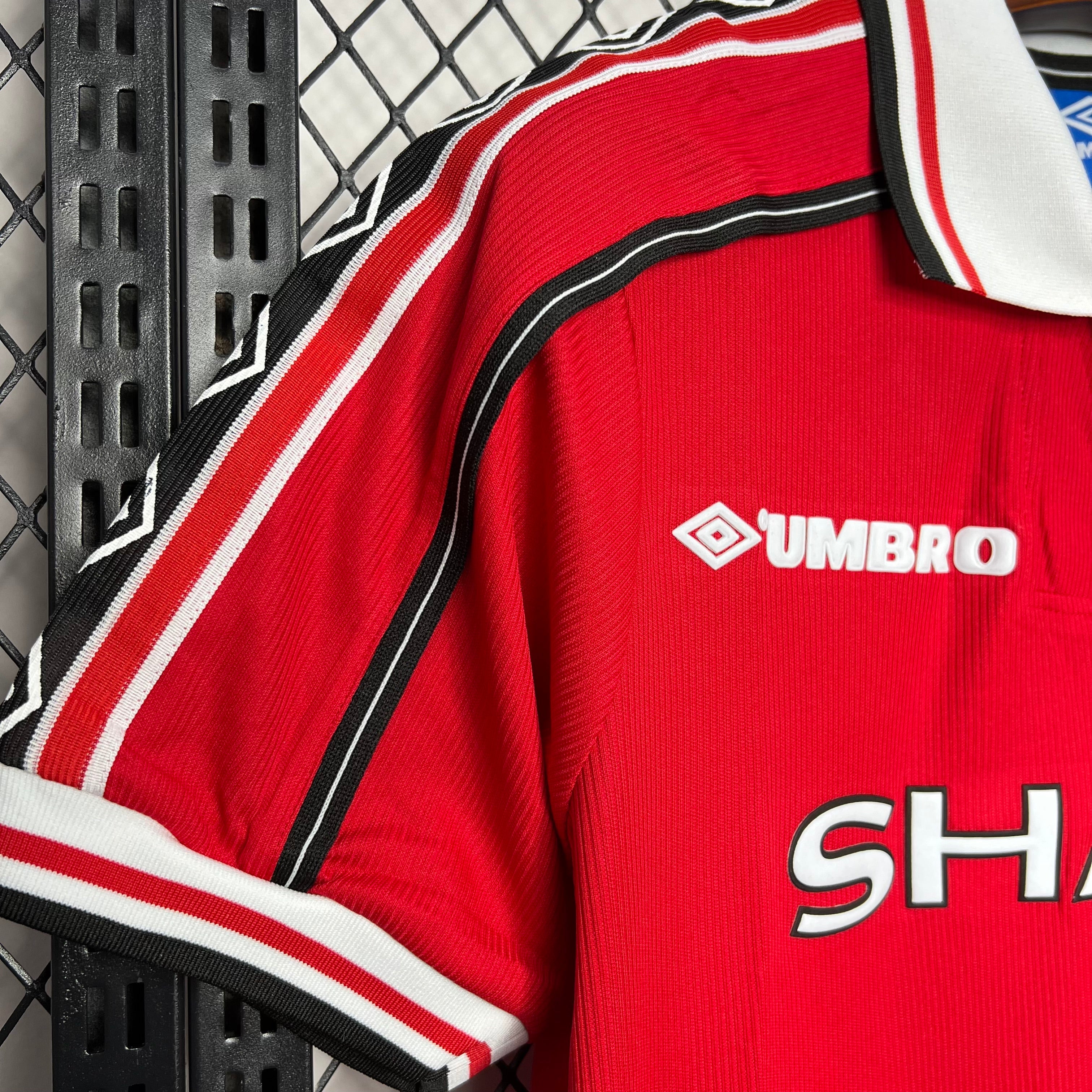 Manchester United Cristiano Ronaldo 7 Retro Home Soccer Jersey 1998-1999