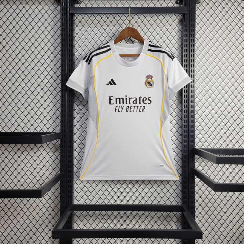 Real Madrid Kylian Mbappé 10 Women's Home Soccer Jersey 2025-2026