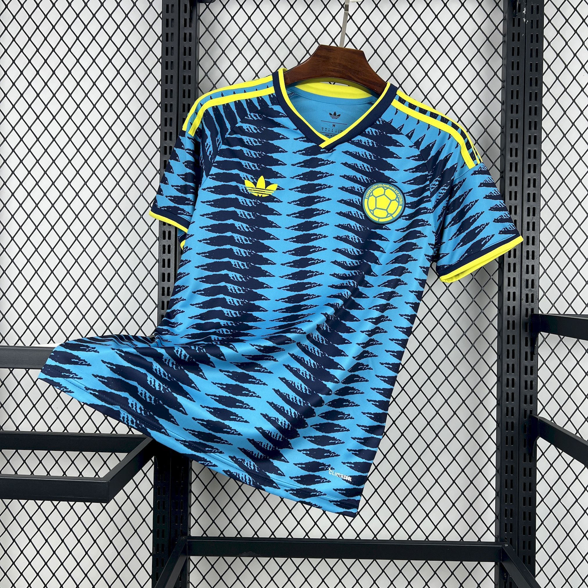 Colombia Juan Cuadrado 11 Away Soccer Jersey World Cup 2026