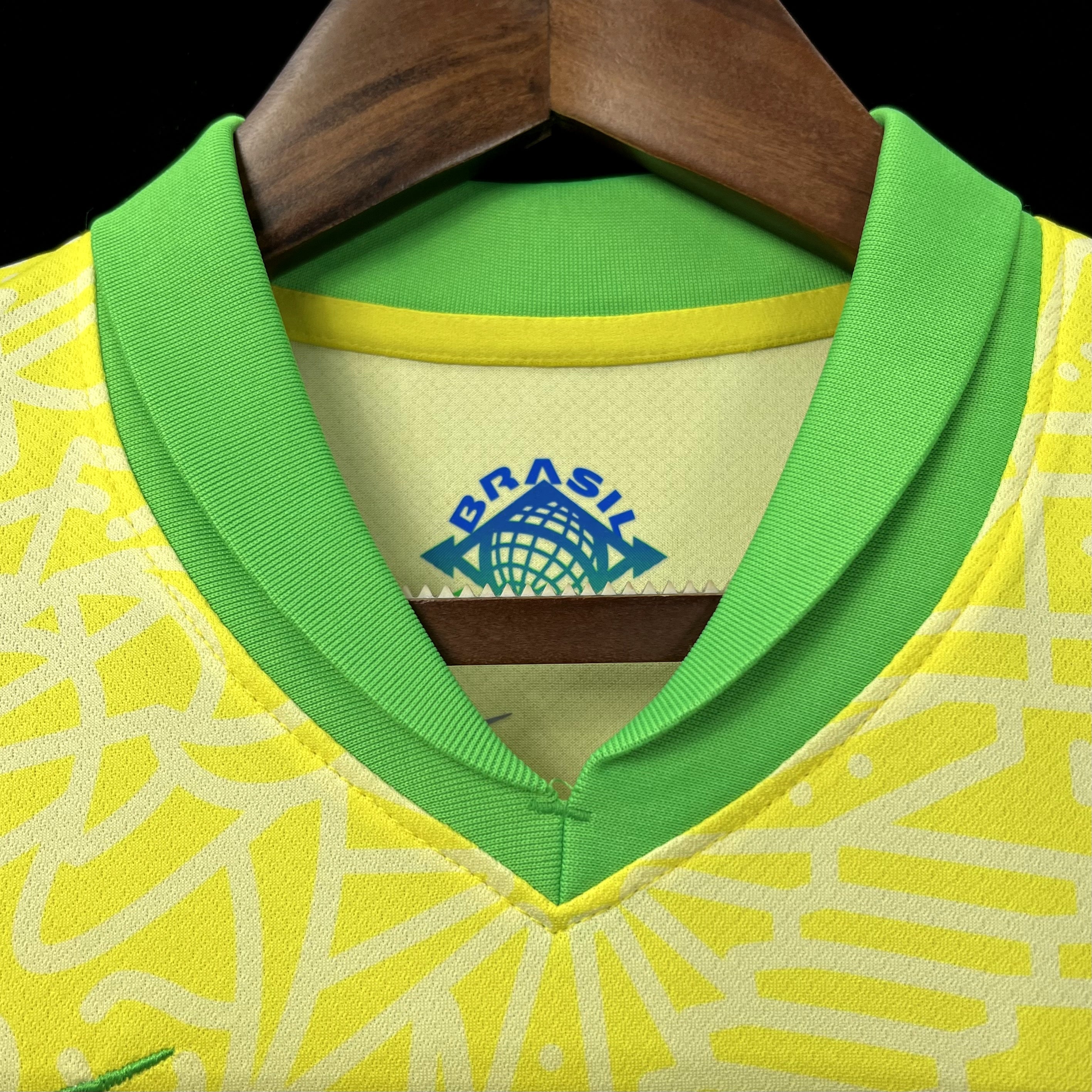 Brazil Thiago Silva 3 Home Soccer Jersey 2024/25