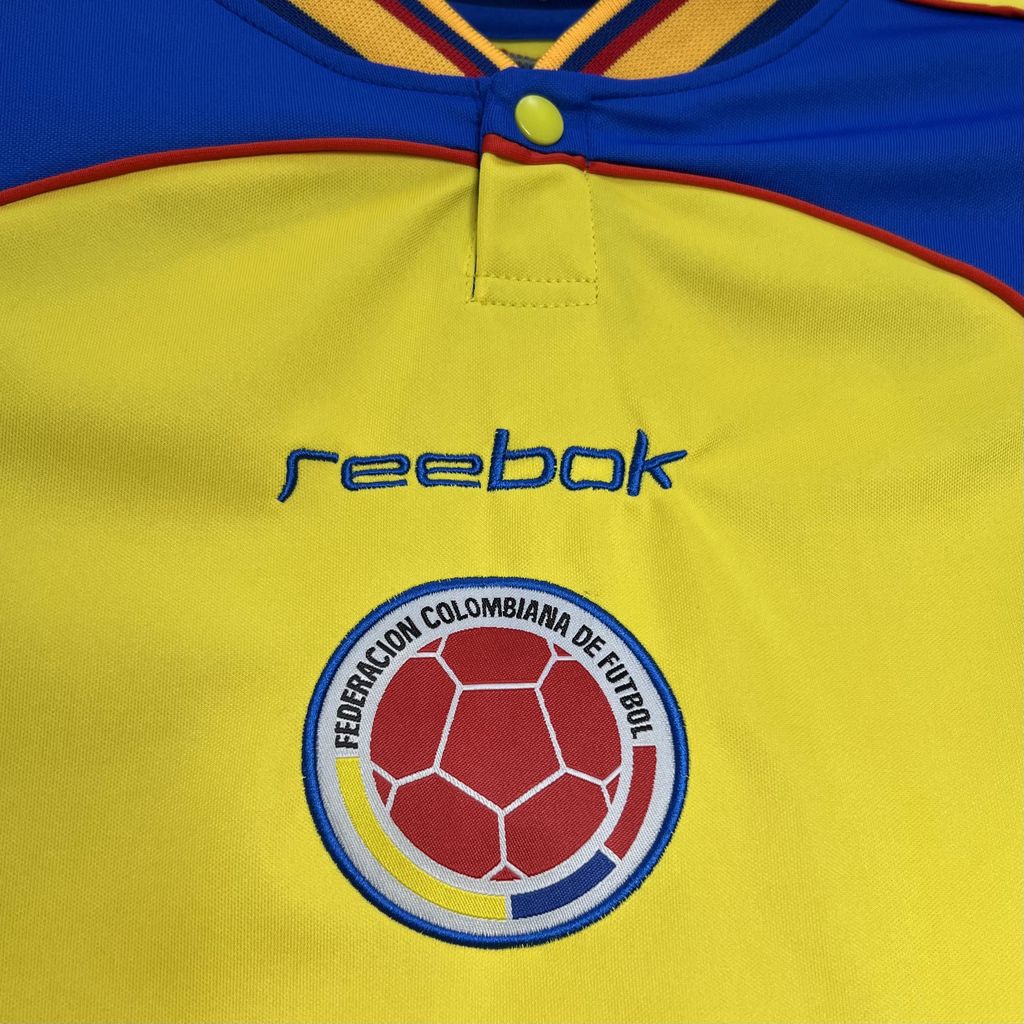 Colombia Retro Home Soccer Jersey 2001-2002