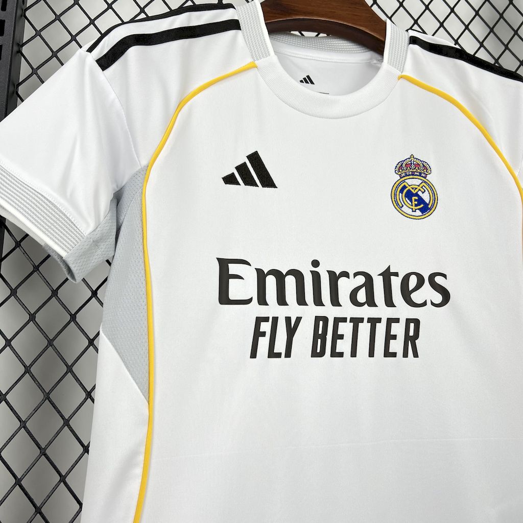 Real Madrid Cristiano Ronaldo 7 Kids Home Soccer Jersey 2025-2026