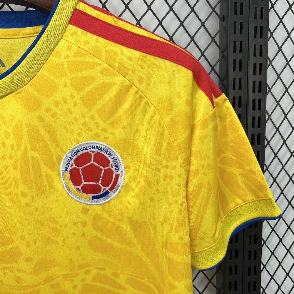 Colombia Yerry Mina 13 Home Soccer Jersey World Cup 2026