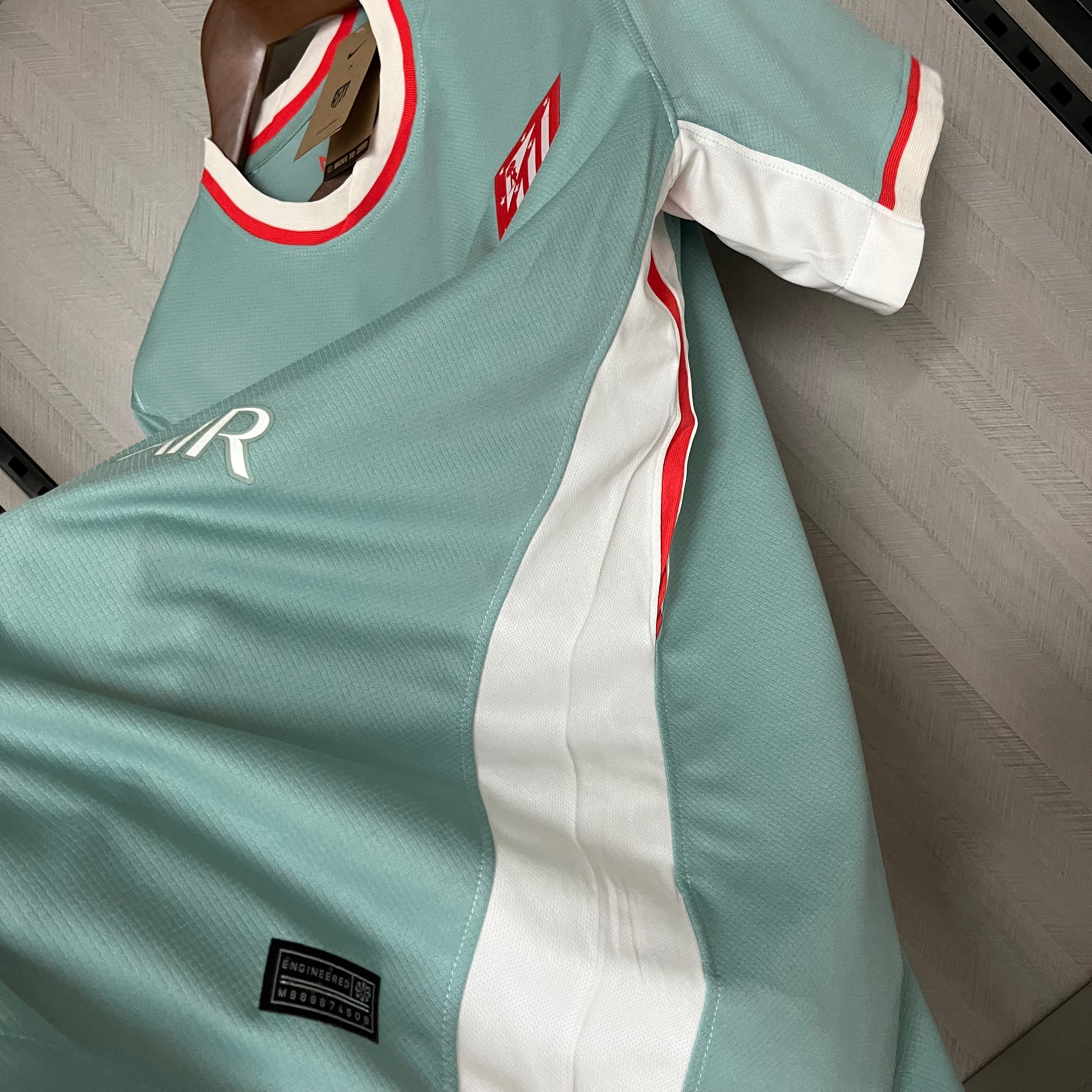 Atletico Madrid Julián Alvarez 19 Away Soccer Jersey 2024/25