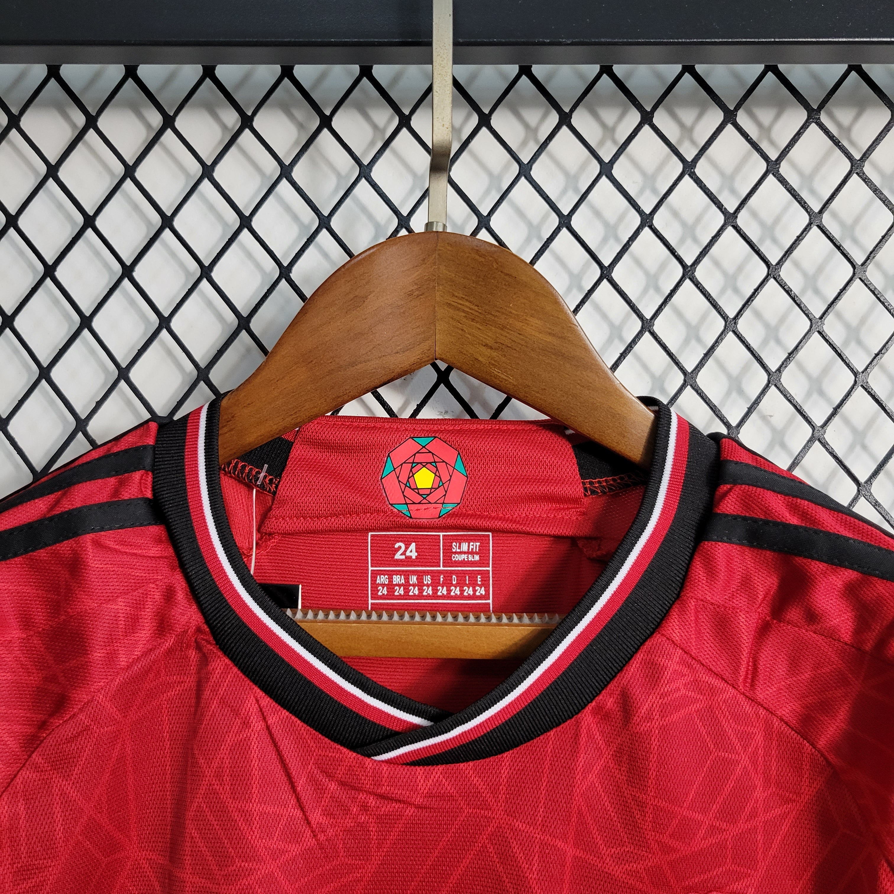 Manchester United Cristiano Ronaldo 7 Kids Home Soccer Jersey 2023/24