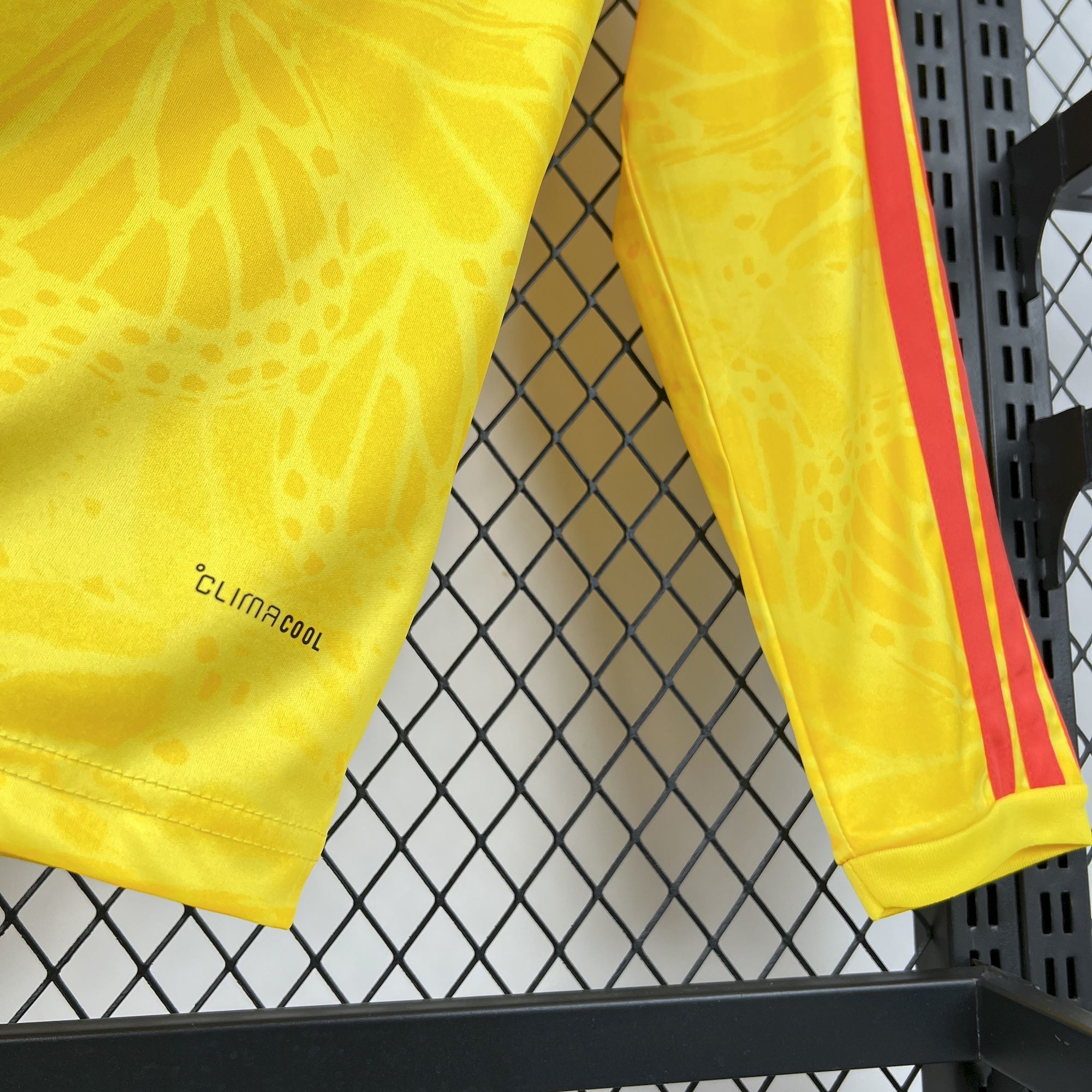 Colombia Long Sleeve Home Soccer Jersey World Cup 2026
