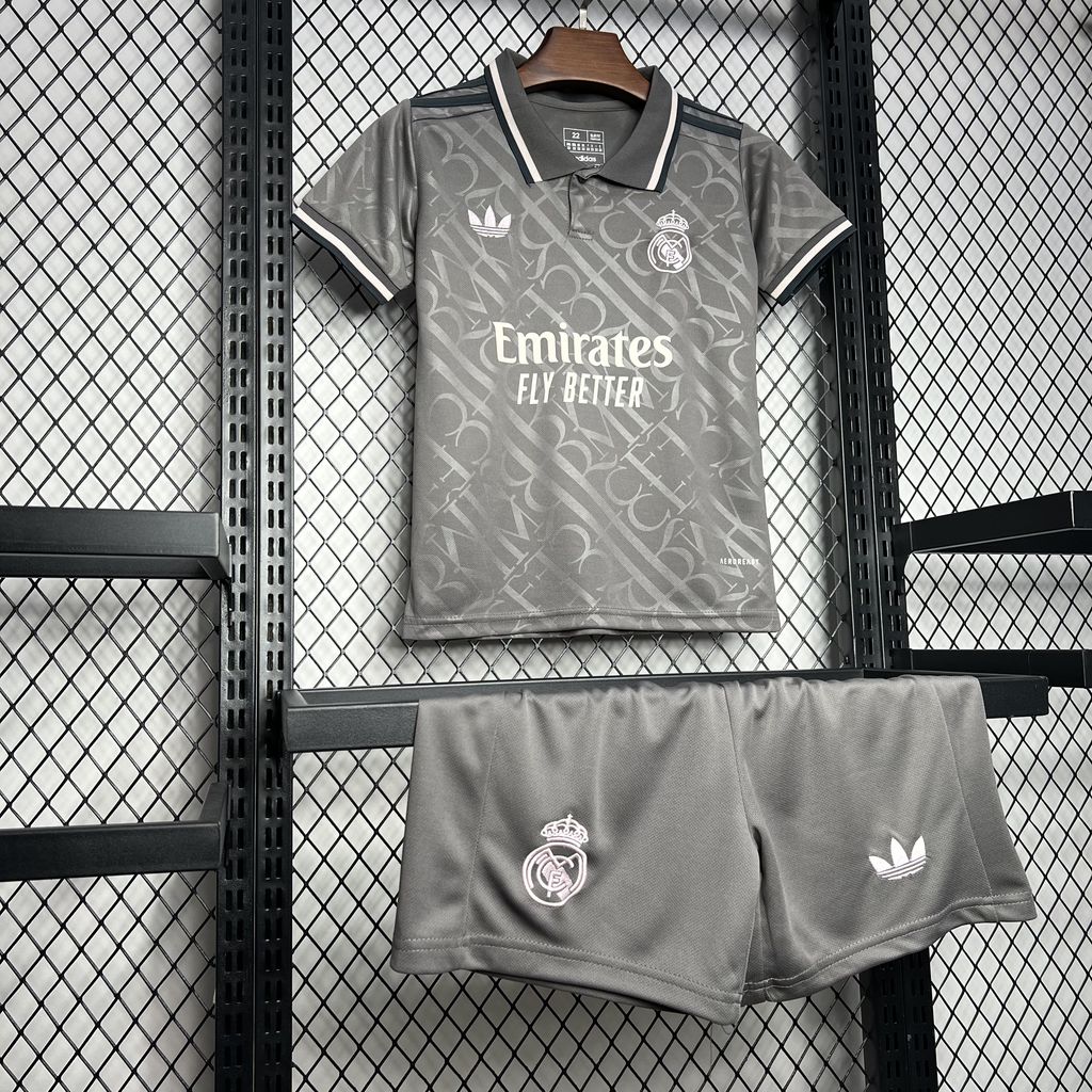 Real Madrid Jude Bellingham 5 Third Kids Soccer Jersey 2024/25