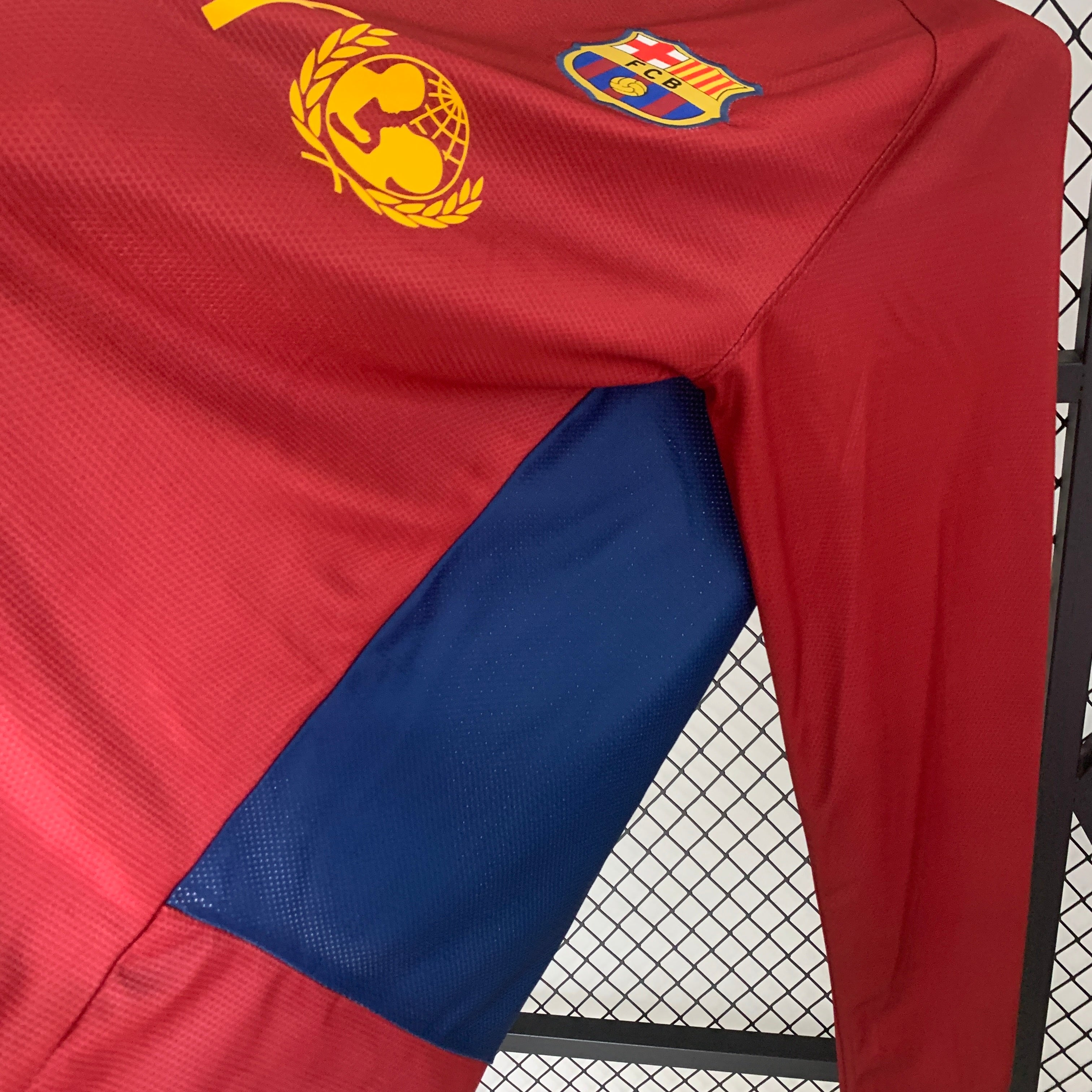 FC Barcelona Lionel Messi 10 UCL Final Retro Long Sleeve Home Soccer Jersey 2008-2009