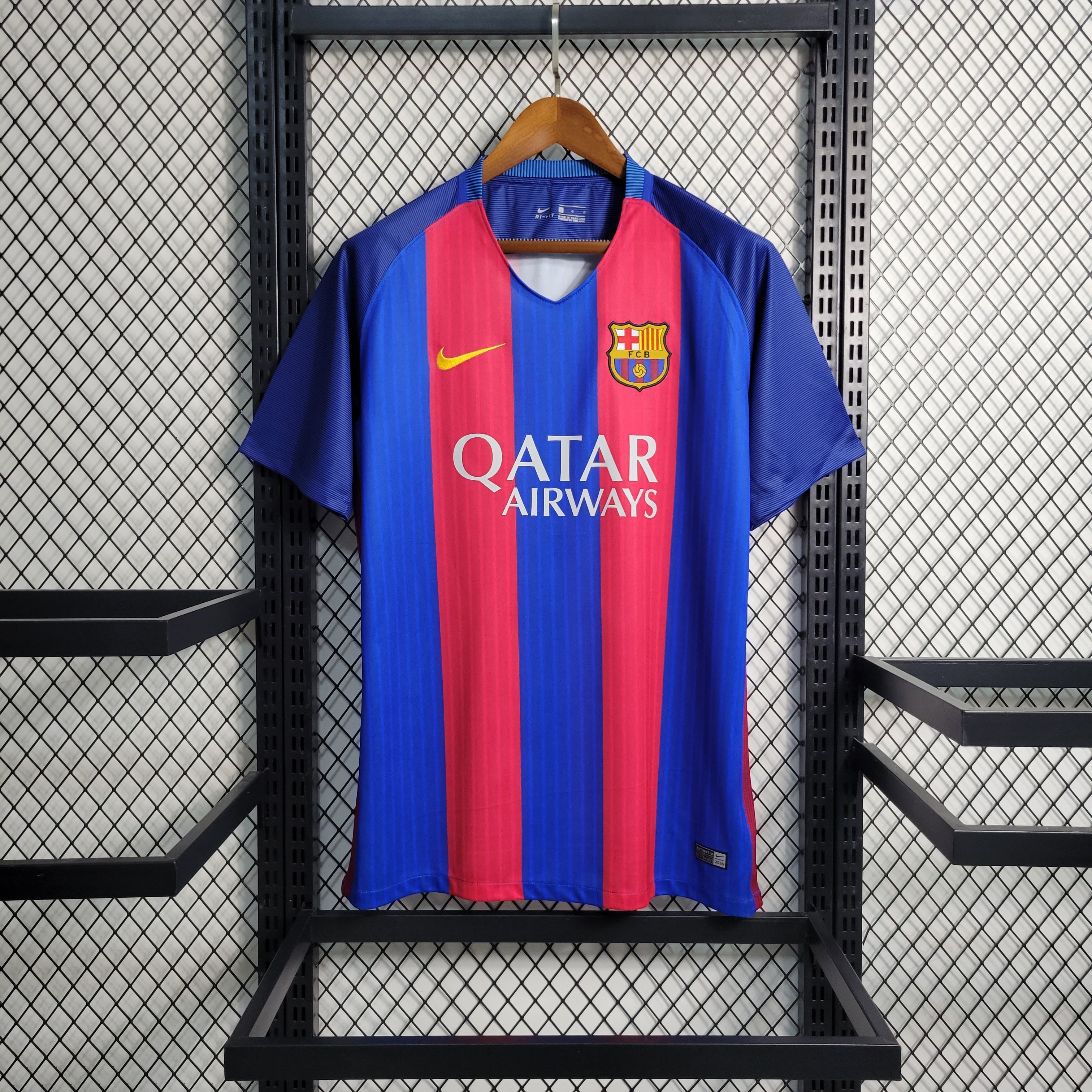 FC Barcelona Lionel Messi 10 Home Retro Soccer Jersey 2016-2017
