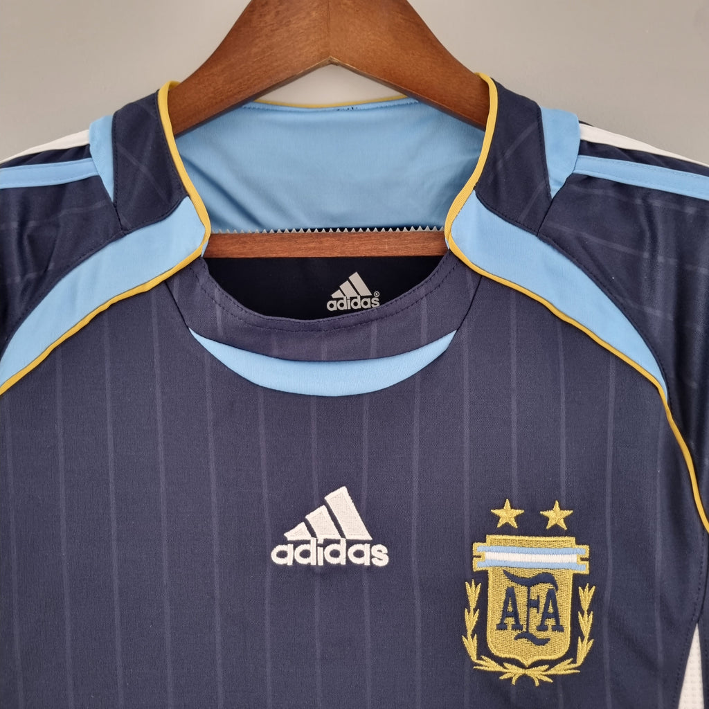 Argentina Lionel Messi 19 Away Retro Soccer Jersey World Cup 2006