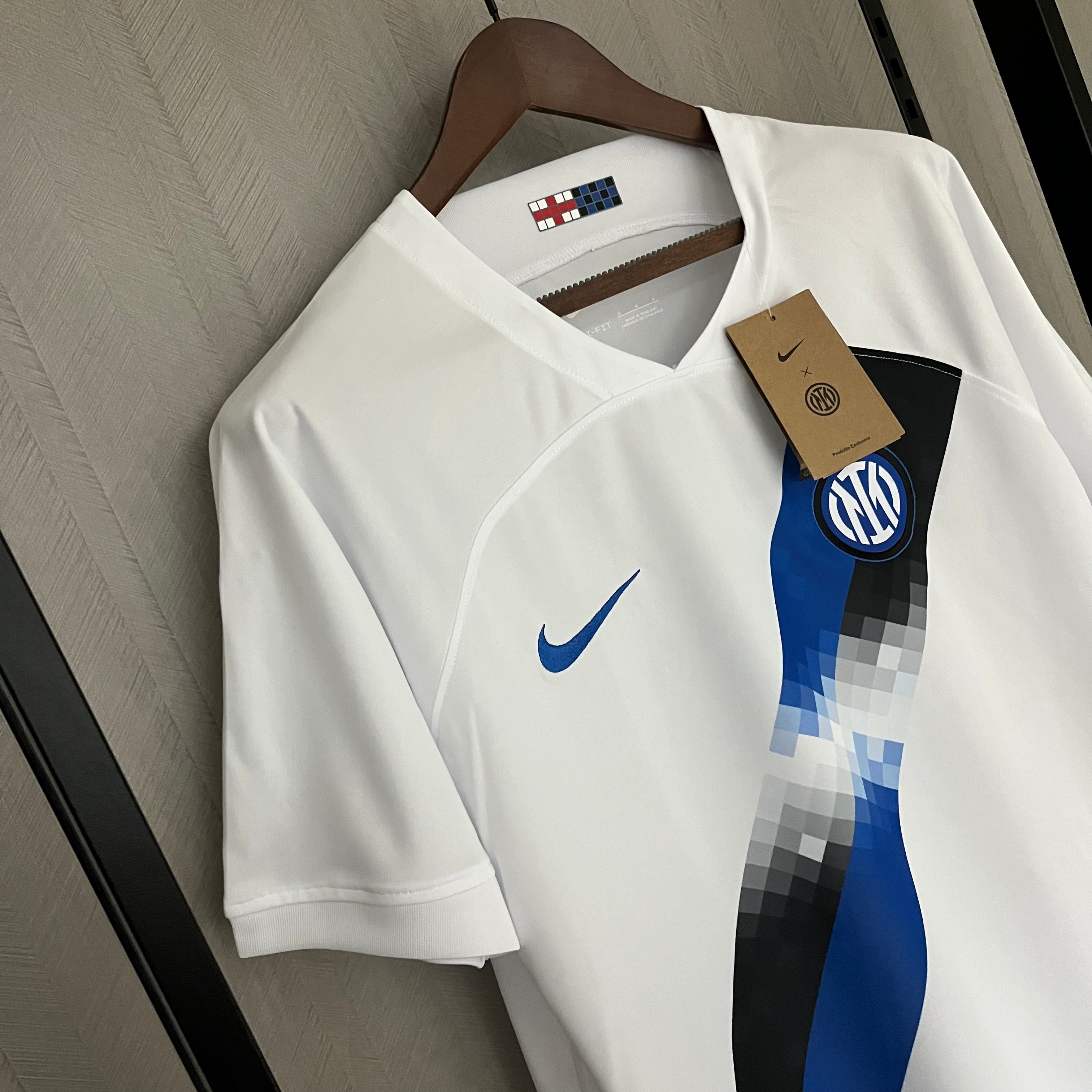 Inter Milan Lautaro Martinez 10 Away Soccer Jersey 2023/24
