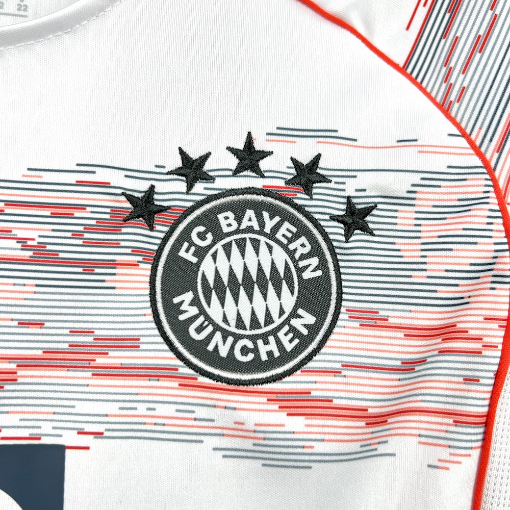 Bayern Munich Harry Kane 9 Kids Away Soccer Jersey 2025-2026