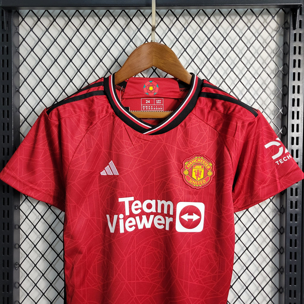 Manchester United Cristiano Ronaldo 7 Kids Home Soccer Jersey 2023/24