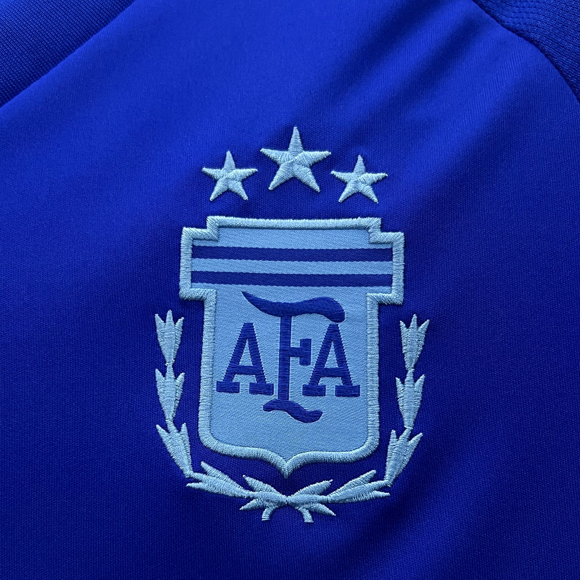 Argentina Verón 11 Away Soccer Jersey 2024/25