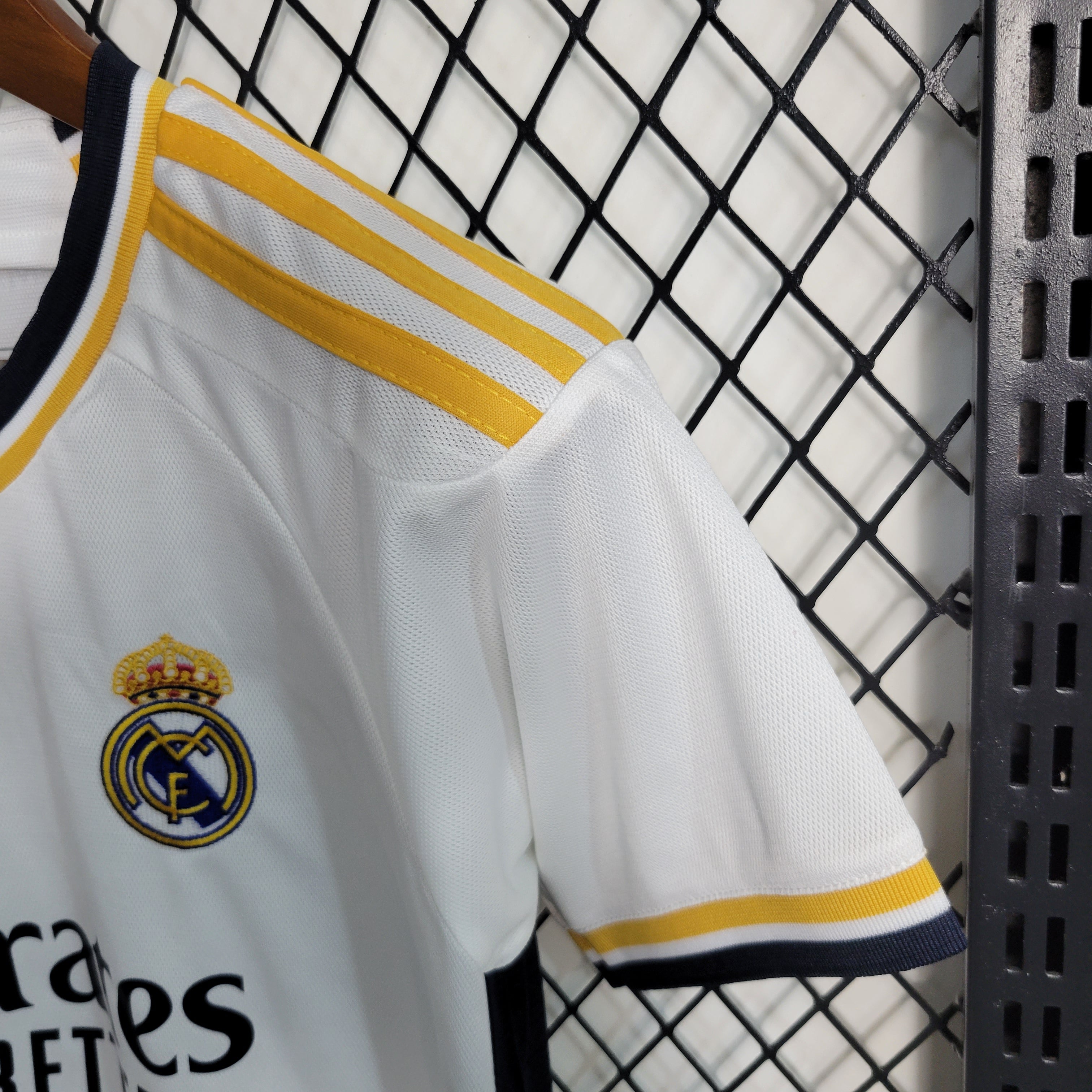 Real Madrid Jude Bellingham 5 Kids Home Soccer Jersey 2023/24
