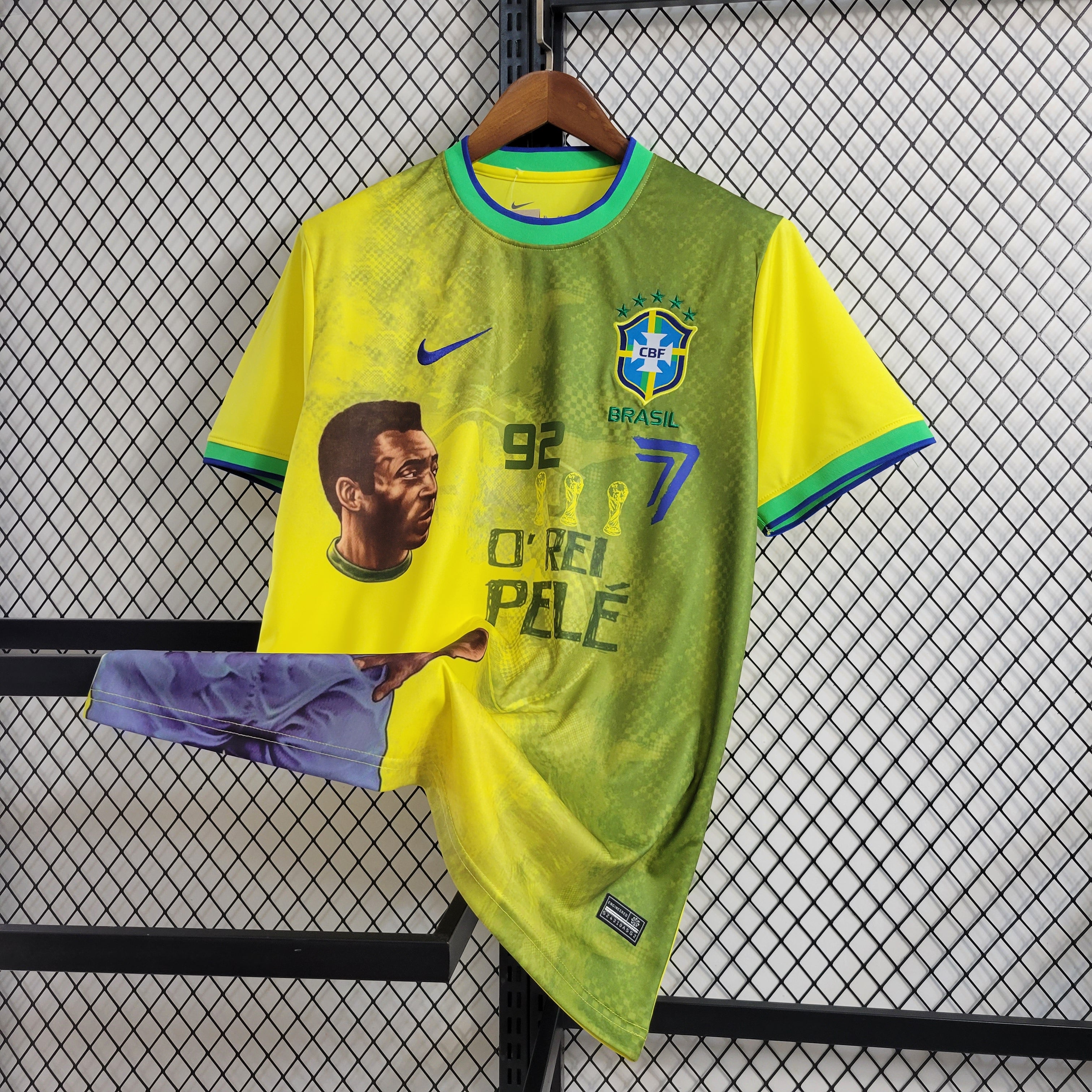Brazil 'O Rei' Pelé Special Limited Edition Soccer Jersey - Yellow