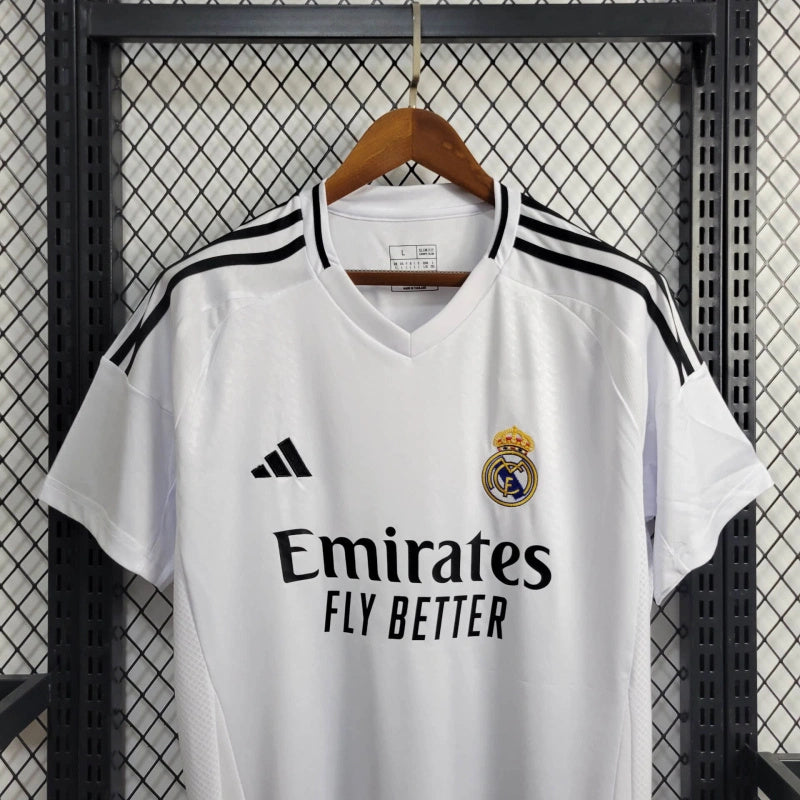 Real Madrid Federico Valverde 8 Home Soccer Jersey 2024/25