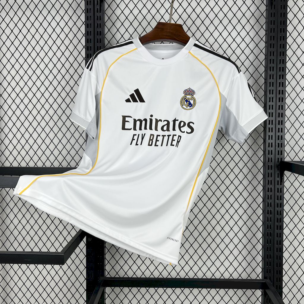 Real Madrid Cristiano Ronaldo 7 Home Soccer Jersey 2025-2026