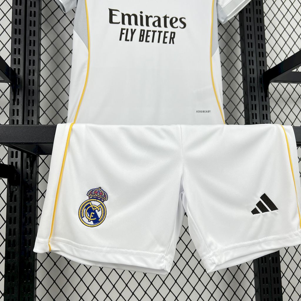 Real Madrid Jude Bellingham 5 Kids Home Soccer Jersey 2025-2026
