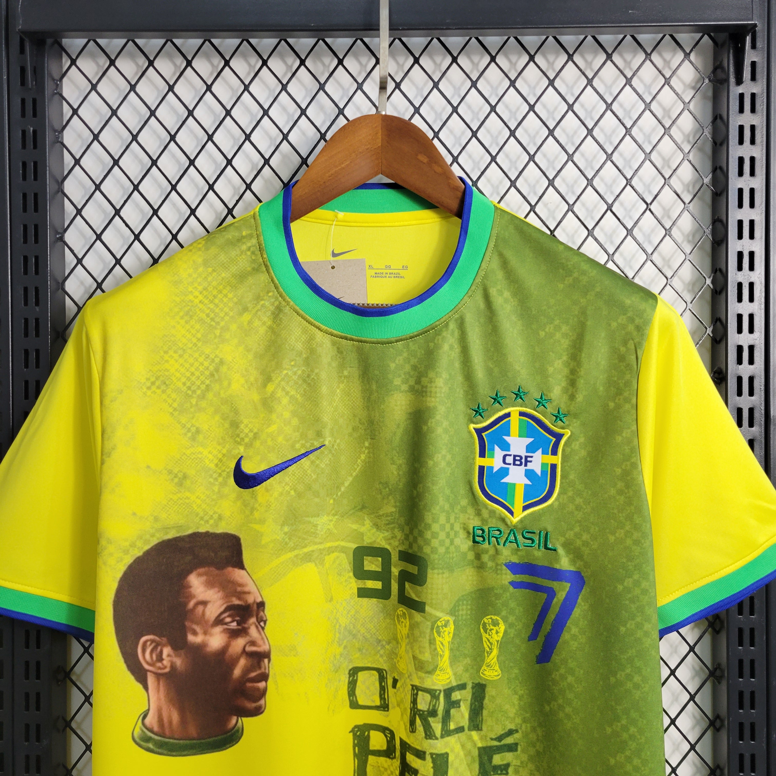 Brazil 'O Rei' Pelé Special Limited Edition Soccer Jersey - Yellow
