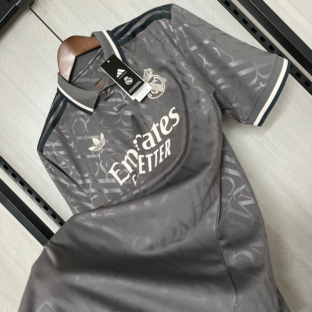 Real Madrid Vini Jr. 7 Third Soccer Jersey 2024/25