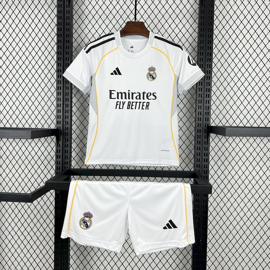 Real Madrid Cristiano Ronaldo 7 Kids Home Soccer Jersey 2025-2026